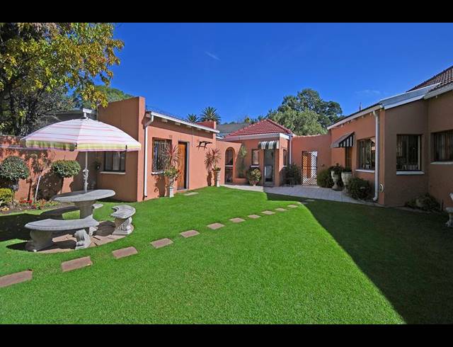 6 BEDROOM HOUSE FOR SALE IN LAMBTON